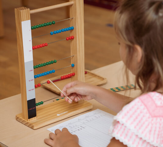 Matériel mathématiques Montessori